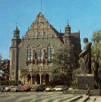 University's Auditorium and Adam Mickiewicz monument